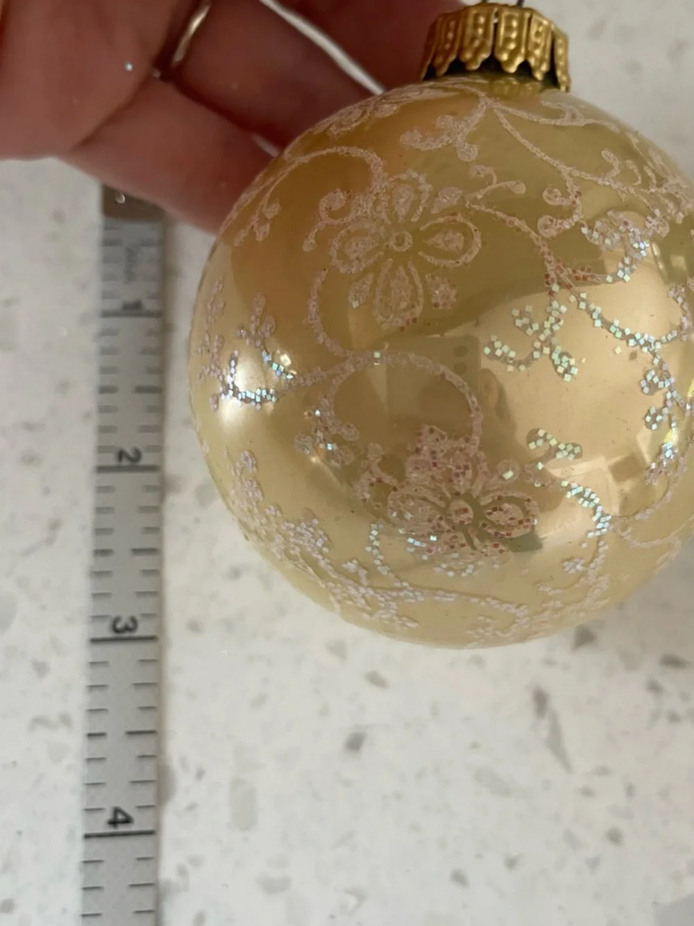 Vintage gold floral